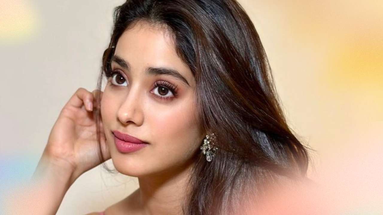 Janhvi Kapoor Wiki, Biography, Age, Height, Weight, Family, Net Worth ...